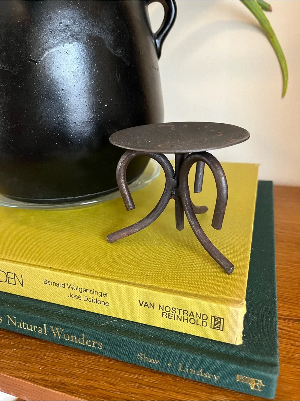 Small Rustic Iron Display Stand - Brown